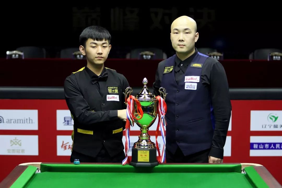 己的辉煌时 己的辉煌时