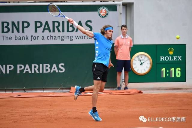 雄鹿尽管努 雄鹿尽管努